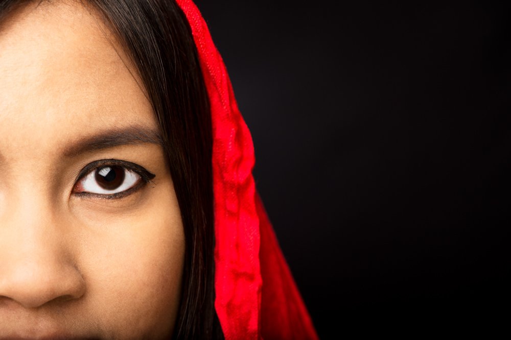 How To Compose the Best Photos – Fill The Frame. Close up of a woman's face.  © Kevin Landwer-Johan