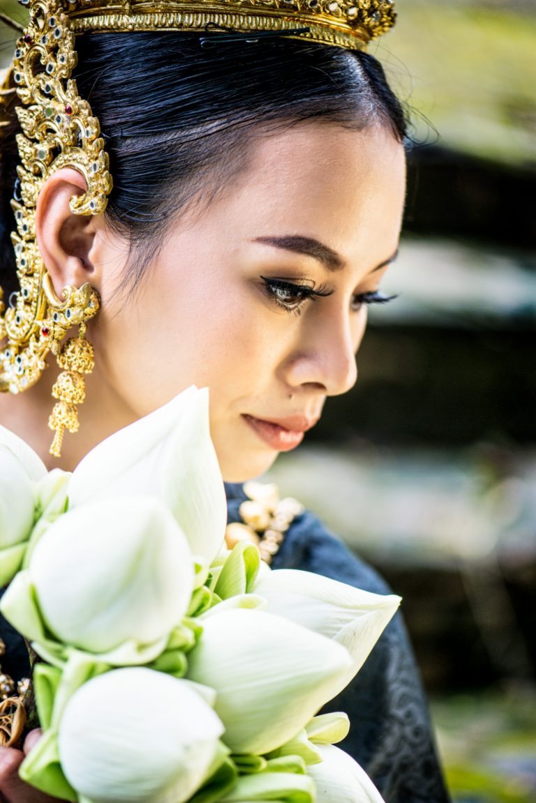 Portfolio of KevinLJ © Kevin Landwer-Johan Thai Beauty with Lotus Flowers